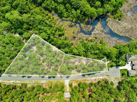 1745 Lost Cove Ln, Panama City Beach, FL 32413