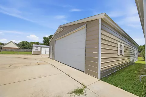 Other - 220 W Walker Cir, Crestview, FL 32539 photo 15 of 30
