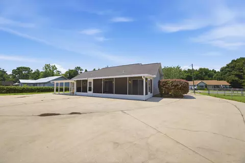 Other - 220 W Walker Cir, Crestview, FL 32539 photo 14 of 30