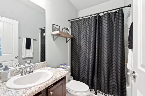 Bath - 659 Teal St, Crestview, FL 32539 photo 1 of 3