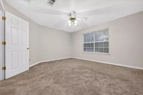 Bedroom - 5327 Whitney Ct, Crestview, FL 32536 photo 4 of 8
