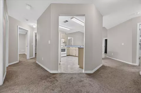 Entry Way - 5327 Whitney Ct, Crestview, FL 32536 photo 2 of 3