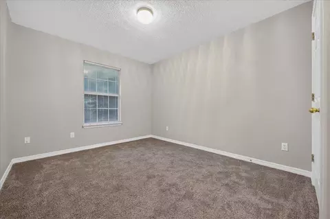 Bedroom - 5327 Whitney Ct, Crestview, FL 32536 photo 5 of 8