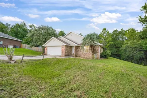 Exterior - 5327 Whitney Ct, Crestview, FL 32536 photo 5 of 18