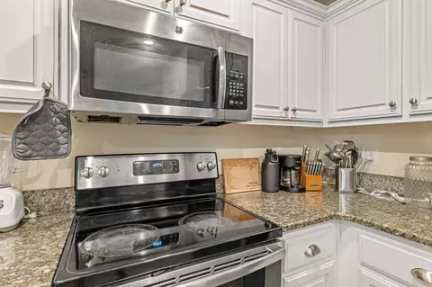 Kitchen - 171 Conquest Ave, Crestview, FL 32536 photo 2 of 2