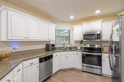 Kitchen - 171 Conquest Ave, Crestview, FL 32536 photo 1 of 2
