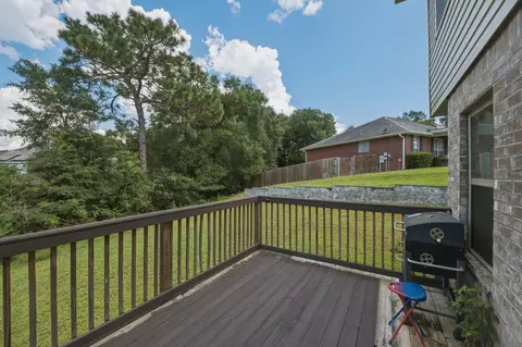 Exterior - 171 Conquest Ave, Crestview, FL 32536 photo 6 of 8