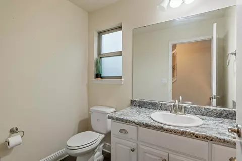 Bath - 171 Conquest Ave, Crestview, FL 32536 photo 1 of 5