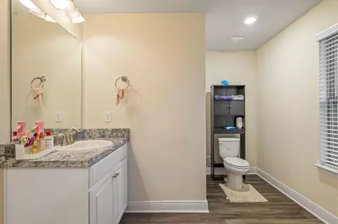 Bath - 171 Conquest Ave, Crestview, FL 32536 photo 3 of 5