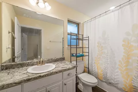 Bath - 171 Conquest Ave, Crestview, FL 32536 photo 4 of 5
