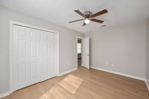 Bedroom - 119 Palmetto Dr, Crestview, FL 32539 photo 3 of 3