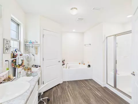 Bath - 5768 Marigold Loop, Crestview, FL 32539 photo 3 of 3