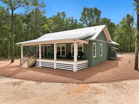 622 Martin Rd, Defuniak Springs, FL 32433