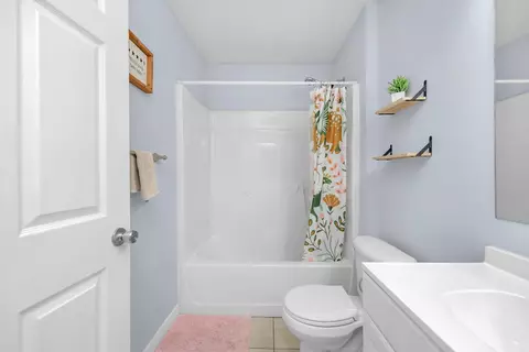 Bath - 404 Bobby Dr, Crestview, FL 32536 photo 1 of 5