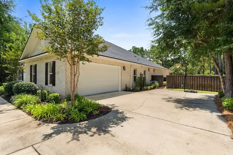 Exterior - 110 Harmony Way, Freeport, FL 32439 photo 9 of 32