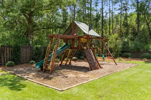 Exterior - 110 Harmony Way, Freeport, FL 32439 photo 23 of 32