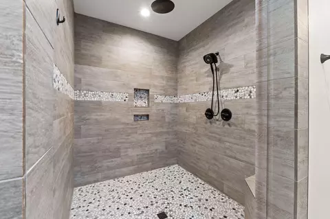 Bath - 110 Harmony Way, Freeport, FL 32439 photo 3 of 4