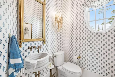 Bath - 91 Plumbago Ln, Alys Beach, FL 32461 photo 10 of 10