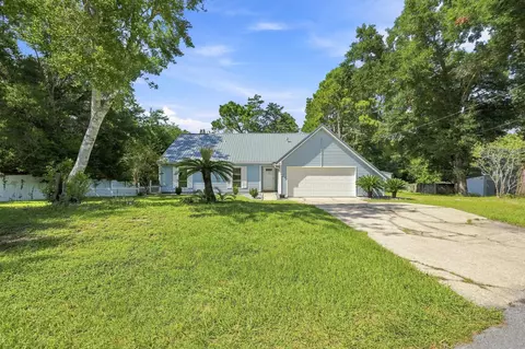 Exterior - 129 Mill Pond Cv, Crestview, FL 32539 photo 1 of 8