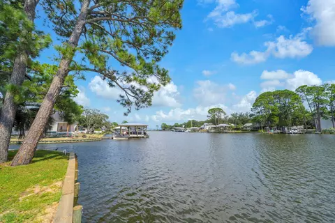 83 Anchor Ln, Santa Rosa Beach, FL 32459