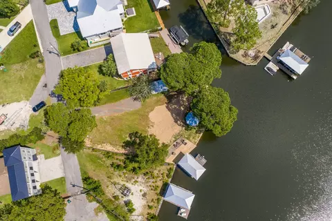 83 Anchor Ln, Santa Rosa Beach, FL 32459