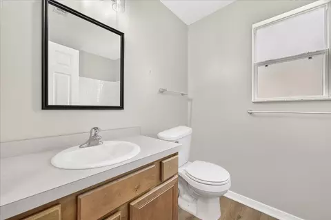 Bath - 123 Nivana Dr, Crestview, FL 32536 photo 1 of 2