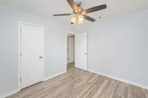 Bedroom - 1093 Farmer St, Crestview, FL 32539 photo 2 of 4