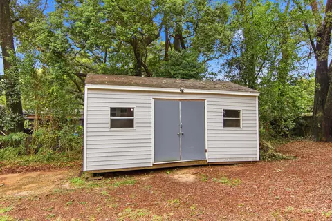 Exterior - 6617 Lee St, Milton, FL 32570 photo 14 of 14