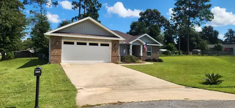 Exterior - 6187 Peaden Dr, Crestview, FL 32539 photo 2 of 7