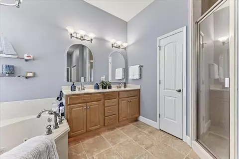 Bath - 5808 S Mosley Ln, Crestview, FL 32539 photo 1 of 7