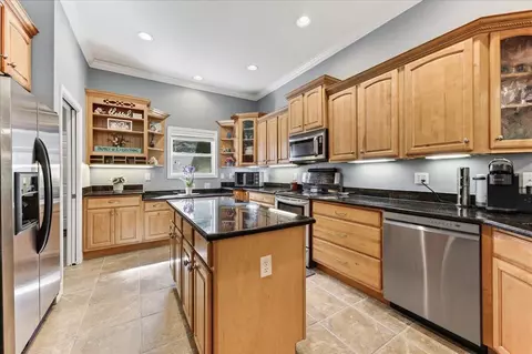 Kitchen - 5808 S Mosley Ln, Crestview, FL 32539 photo 2 of 3