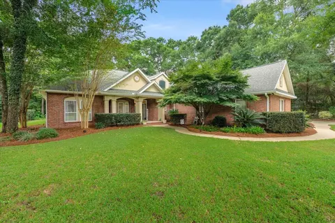 Exterior - 5808 S Mosley Ln, Crestview, FL 32539 photo 2 of 26