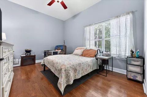 Bedroom - 5808 S Mosley Ln, Crestview, FL 32539 photo 6 of 7