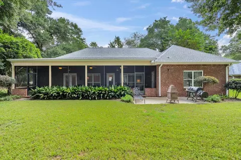 Exterior - 5808 S Mosley Ln, Crestview, FL 32539 photo 16 of 26