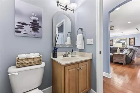Bath - 5808 S Mosley Ln, Crestview, FL 32539 photo 5 of 7