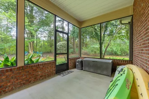 Exterior - 5808 S Mosley Ln, Crestview, FL 32539 photo 10 of 26