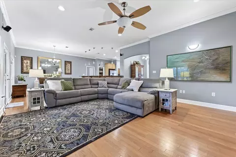 Living - 5808 S Mosley Ln, Crestview, FL 32539 photo 1 of 3