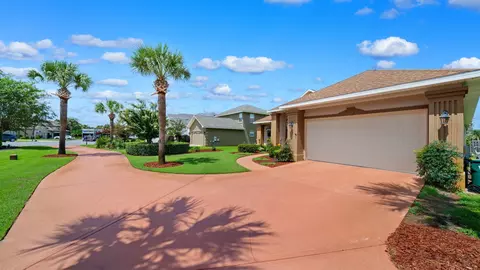 Exterior - 245 Okeechobee Cv, Destin, FL 32541 photo 3 of 10