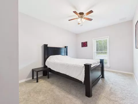 Bedroom - 4606 Range Rd, Niceville, FL 32578 photo 3 of 5