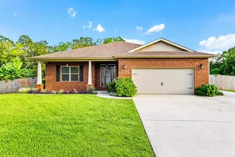 739 Overbrook Dr, Fort Walton Beach, FL 32547