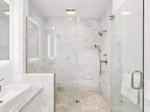 Bath - 74 Nonesuch Way, Alys Beach, FL 32461 photo 2 of 4