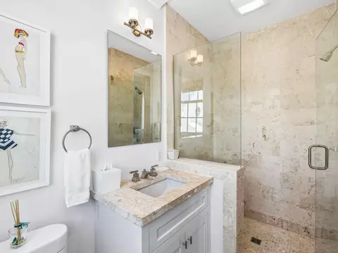 Bath - 74 Nonesuch Way, Alys Beach, FL 32461 photo 4 of 4
