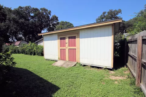 Exterior - 45 11th St, Shalimar, FL 32579 photo 8 of 8