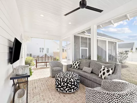 Exterior - 39 W Firethorn Cir, Watersound, FL 32461 photo 6 of 12