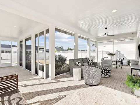 Exterior - 39 W Firethorn Cir, Watersound, FL 32461 photo 5 of 12
