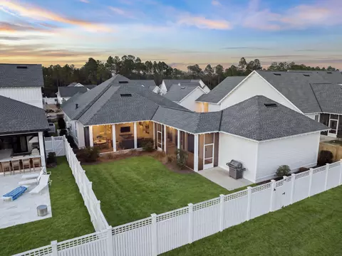 Exterior - 39 W Firethorn Cir, Watersound, FL 32461 photo 3 of 12