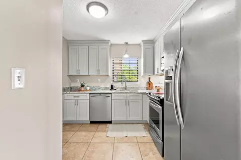 Kitchen - 907 Pinellas Dr, Crestview, FL 32536 photo 1 of 7