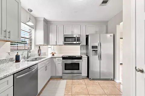 Kitchen - 907 Pinellas Dr, Crestview, FL 32536 photo 7 of 7