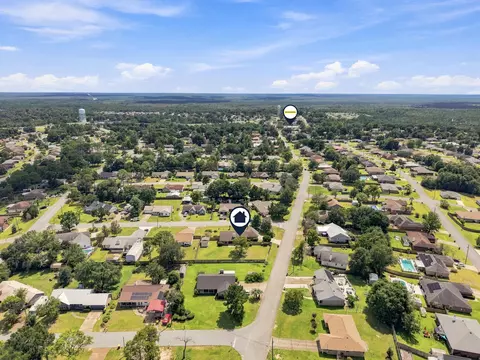 View/Area - 907 Pinellas Dr, Crestview, FL 32536 photo 6 of 7
