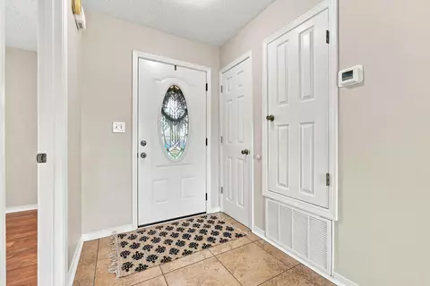 Entry Way - 907 Pinellas Dr, Crestview, FL 32536 photo 1 of 1